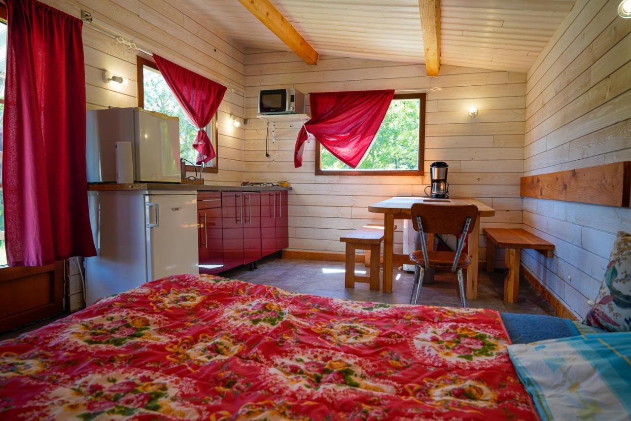 Chalet 2 Personnes Mialanes Exterior foto
